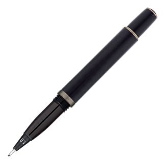Matt black lacquer felt-tip pen